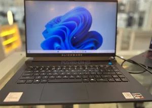 New Laptop Alienware M17x R2 16GB AMD Ryzen 7 SSD 512GB