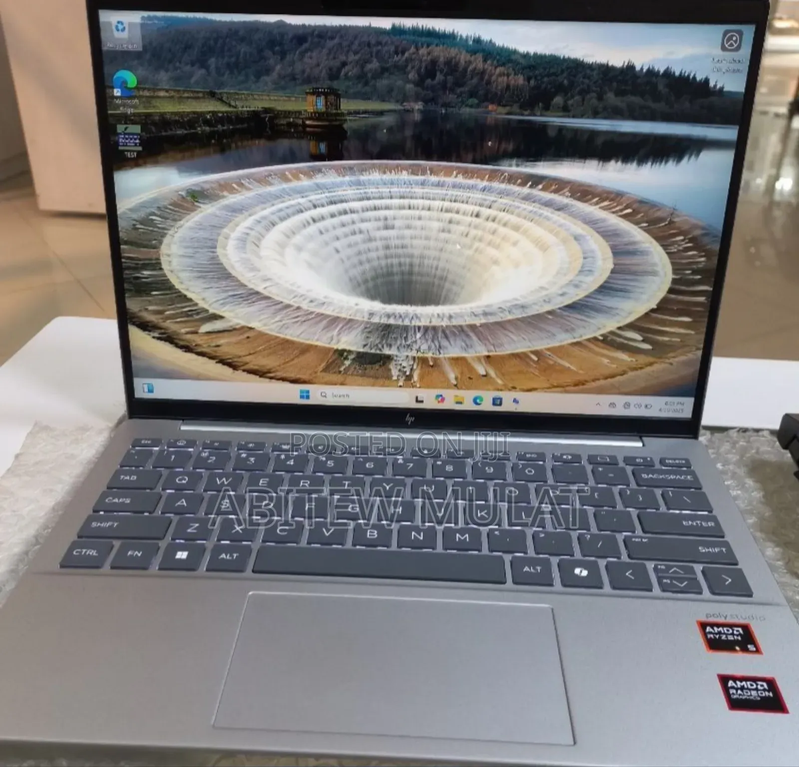 New Laptop HP Pavilion 13 16GB AMD Ryzen 5 SSD 512GB