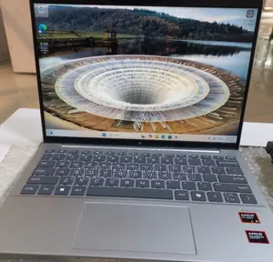 New Laptop HP Pavilion 13 16GB AMD Ryzen 5 SSD 512GB