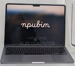 New Laptop Apple MacBook Air 2024 M3 13-Inch 16GB Apple M3 SSD 256GB