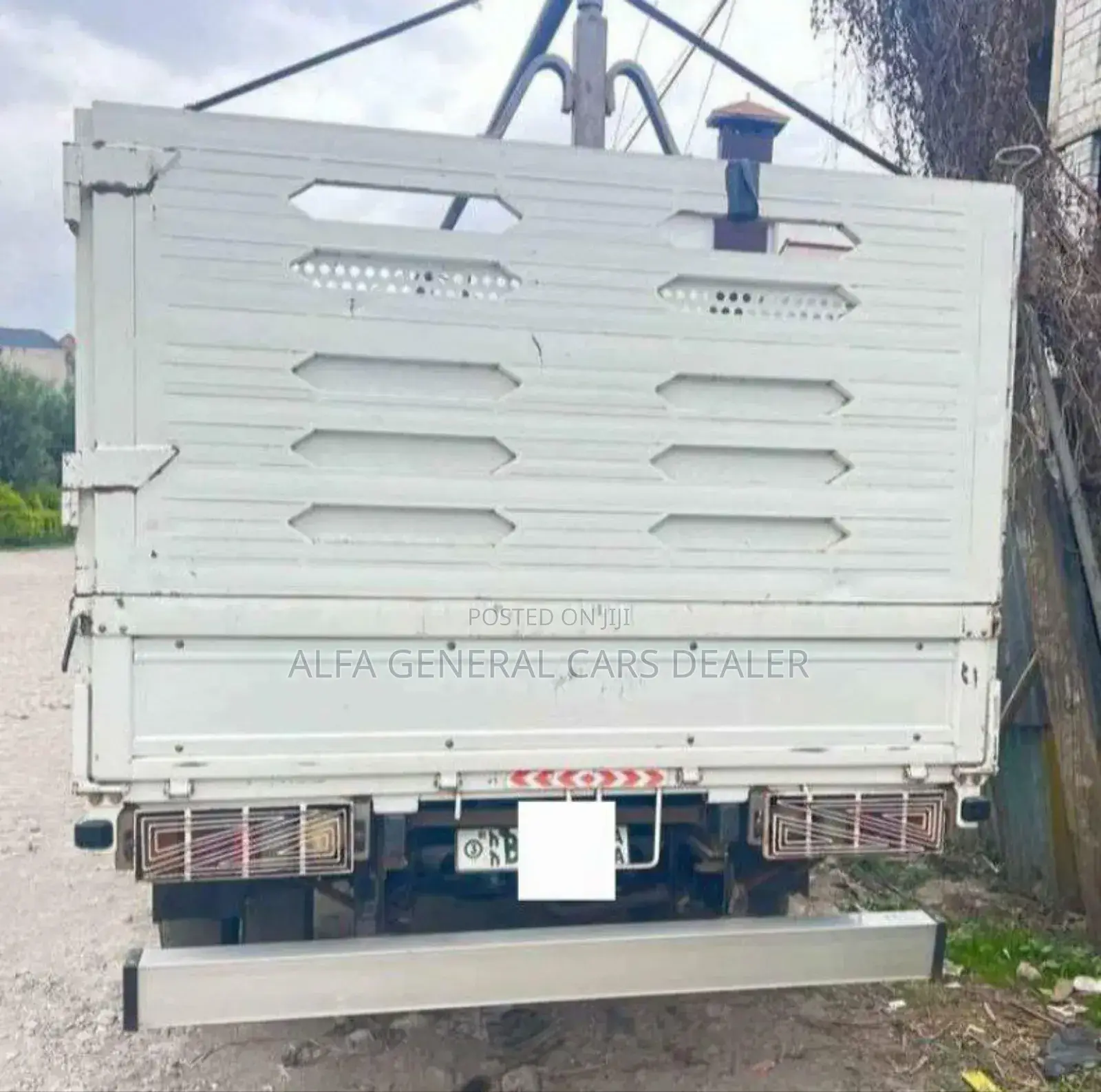 Isuzu ኦባማ •2021 •b-33 ታርጋ •150,000 ኪሜ •4,700,000