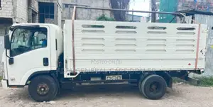 Isuzu ኦባማ •2021 •b-33 ታርጋ •150,000 ኪሜ •4,700,000