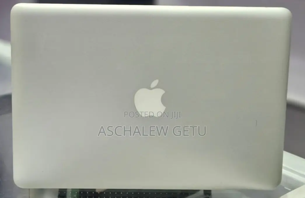 New Laptop Apple MacBook Pro 4GB Intel Core I5 SSD 128GB