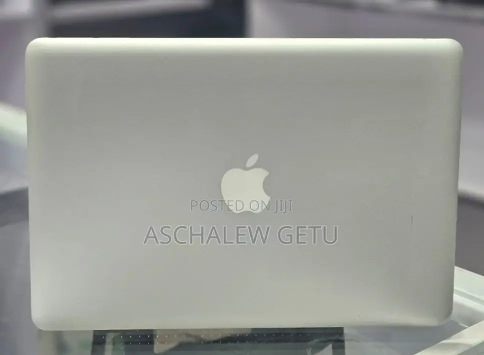 New Laptop Apple MacBook Pro 4GB Intel Core I5 SSD 128GB