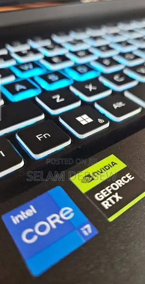 New Laptop Acer Predator Helios 18 PH18-71 16GB Intel Core I7 SSD 1T