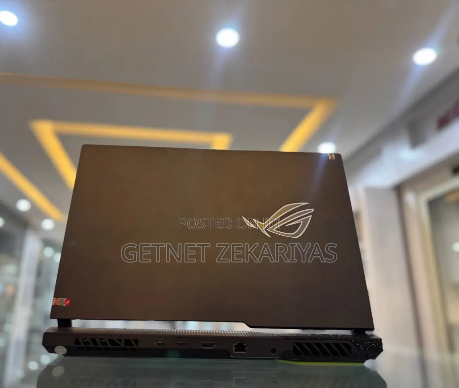 New Laptop Asus ROG Strix G15 16GB AMD Ryzen 9 SSD 512GB