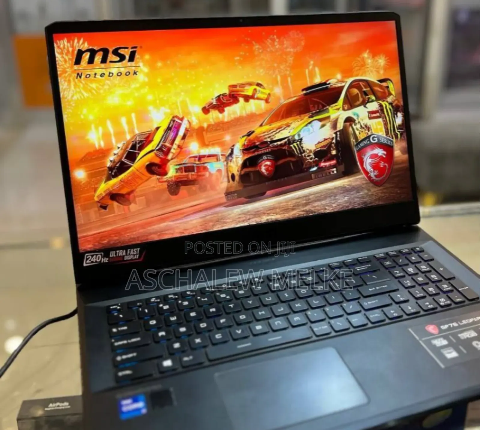 New Laptop MSI GP75 Leopard 16GB Intel Core I7 SSD 1T