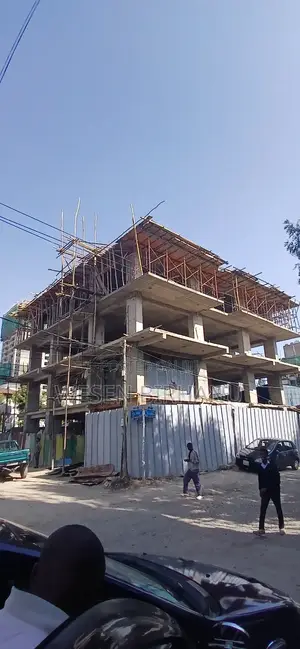 20bdrm Apartment in የ ግል አፓርትመንት ነው, Addis Ketema for sale