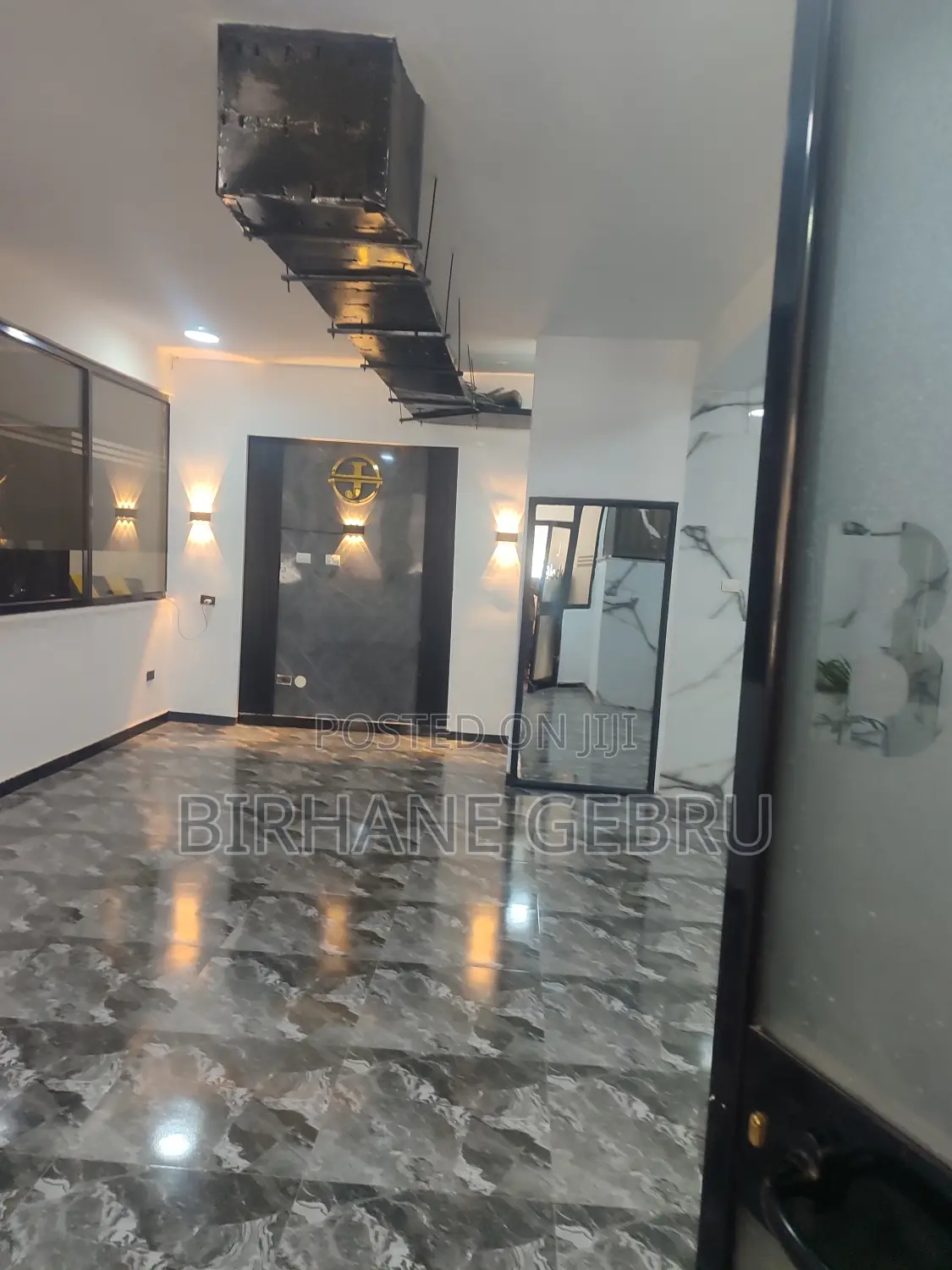 1bedroom Luxury Apartiment for Sale