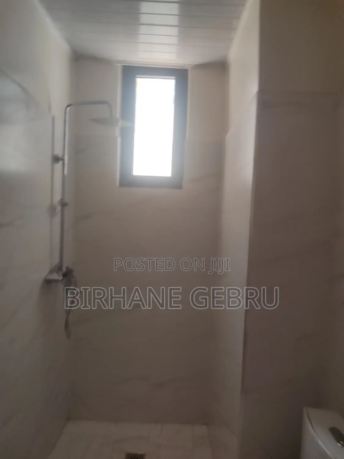 1bedroom Luxury Apartiment for Sale