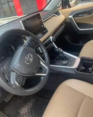 Toyota RAV4 2020 Silver