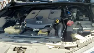 Toyota Hilux 2018 Green