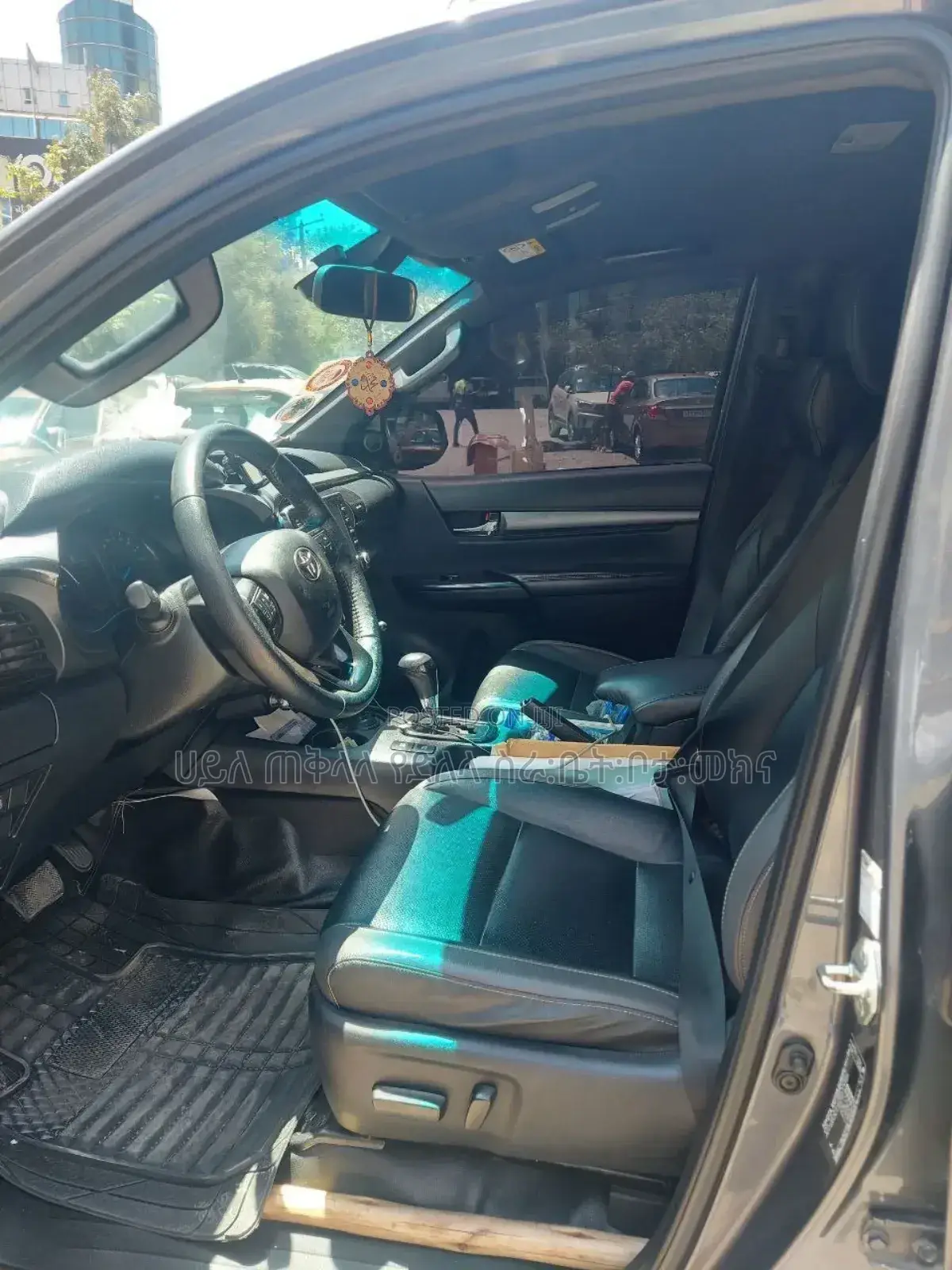 Toyota Hilux 2022 Beige