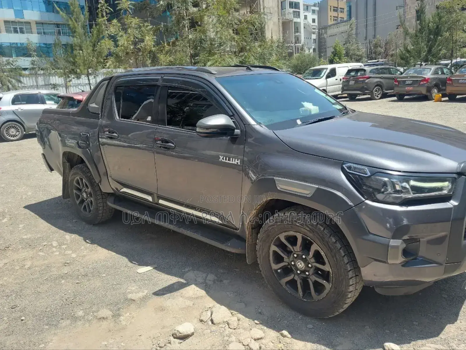 Toyota Hilux 2022 Beige