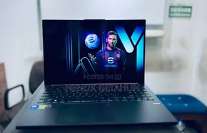 New Laptop Asus VivoBook 15 X505BA 24GB Intel Core Ultra 9 SSD 2T