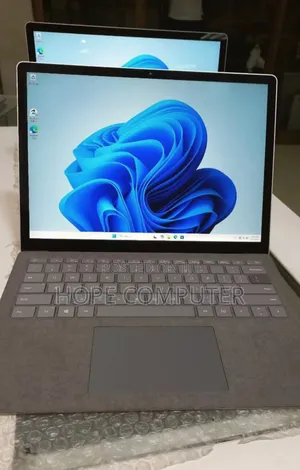 New Laptop Microsoft Surface Laptop 4 16GB Intel Core I7 SSD 512GB