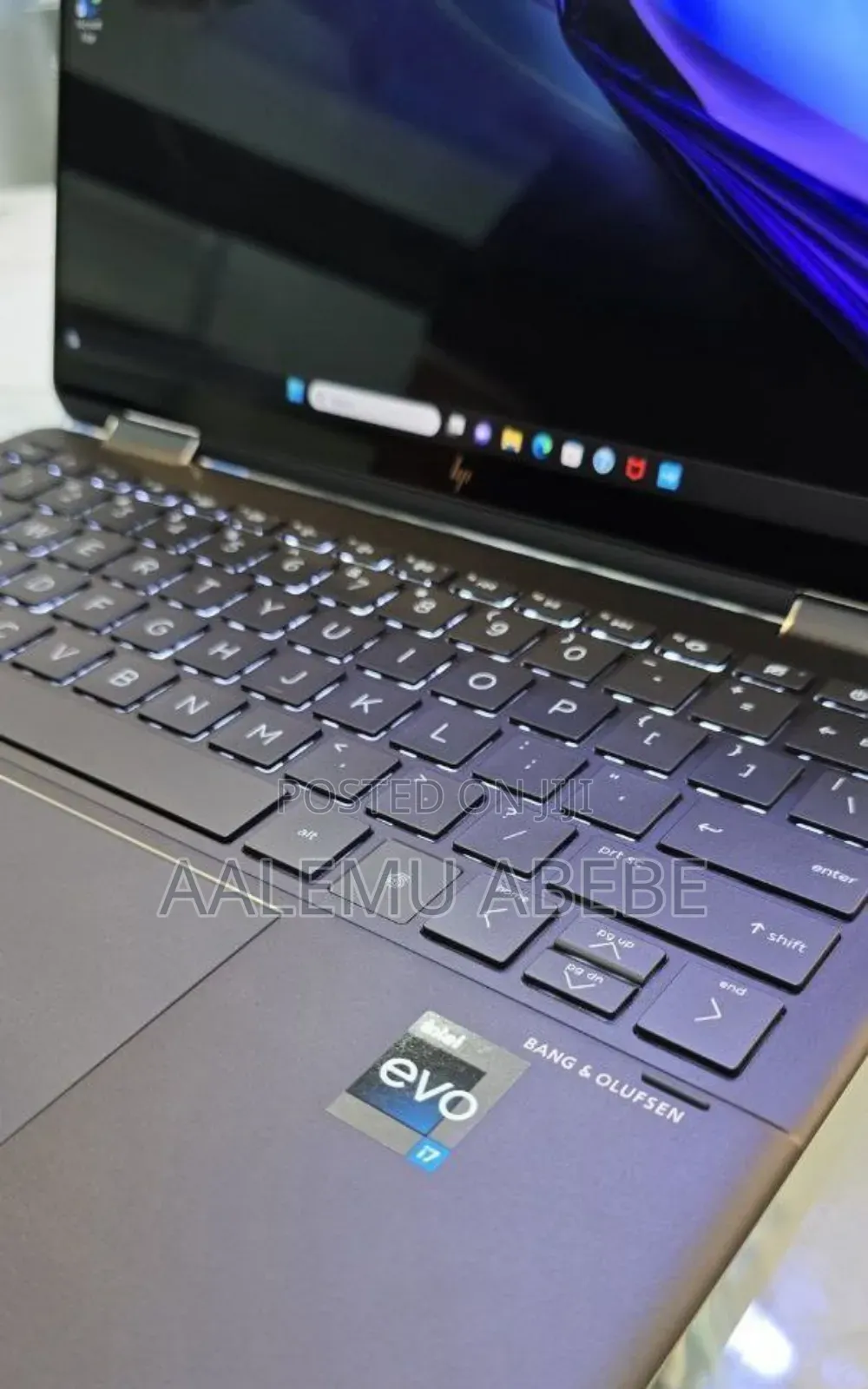 New Laptop HP Spectra 13 16GB Intel Core I7 SSD 1T