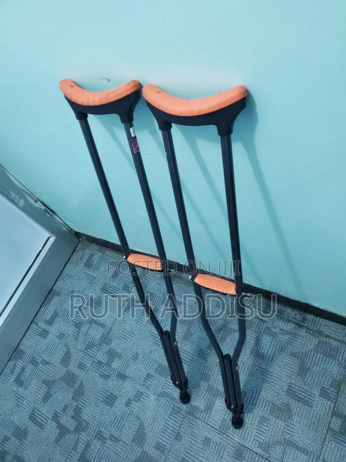 Crutches44crutches89crutches43crutches90crutches32crutches