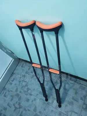 Photo - Crutches44crutches89crutches43crutches90crutches32crutches