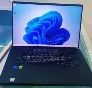 Photo - New Laptop Asus 16GB Intel Core I7 SSD 512GB