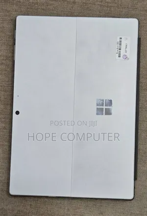 New Laptop Microsoft Surface Pro 7 16GB Intel Core I7 SSD 256GB