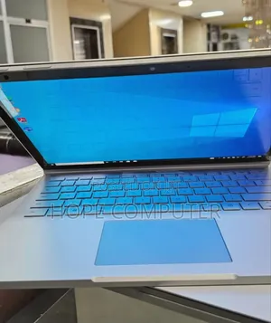 New Laptop Microsoft Surface Book 3 16GB Intel Core I7 SSD 256GB