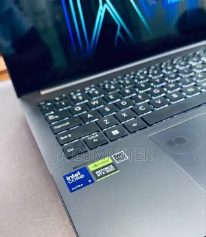 New Laptop Asus VivoBook 15 X505BA 24GB Intel Core Ultra 9 SSD 1T