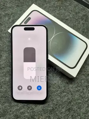 Photo - Apple iPhone 14 Pro 256 GB Purple