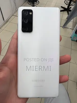 Samsung Galaxy S20 FE 128 GB White