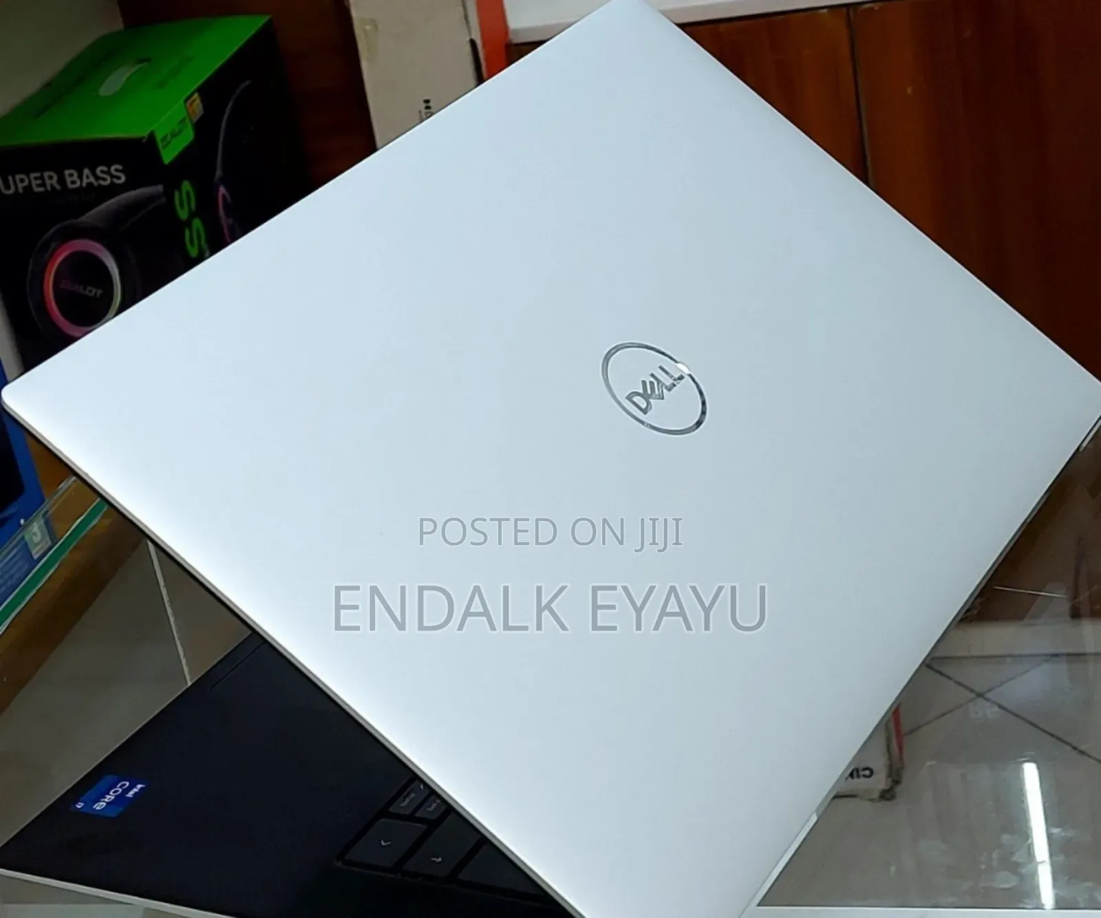 New Laptop Dell XPS 15 16GB Intel Core I7 SSD 1T