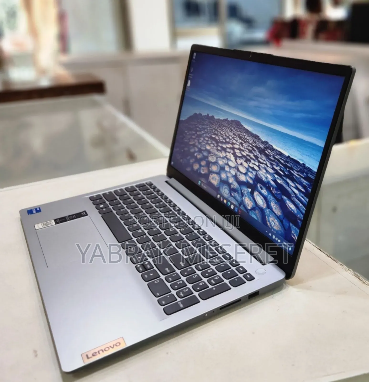 New Laptop Lenovo 8GB Intel Core I5 SSD 512GB