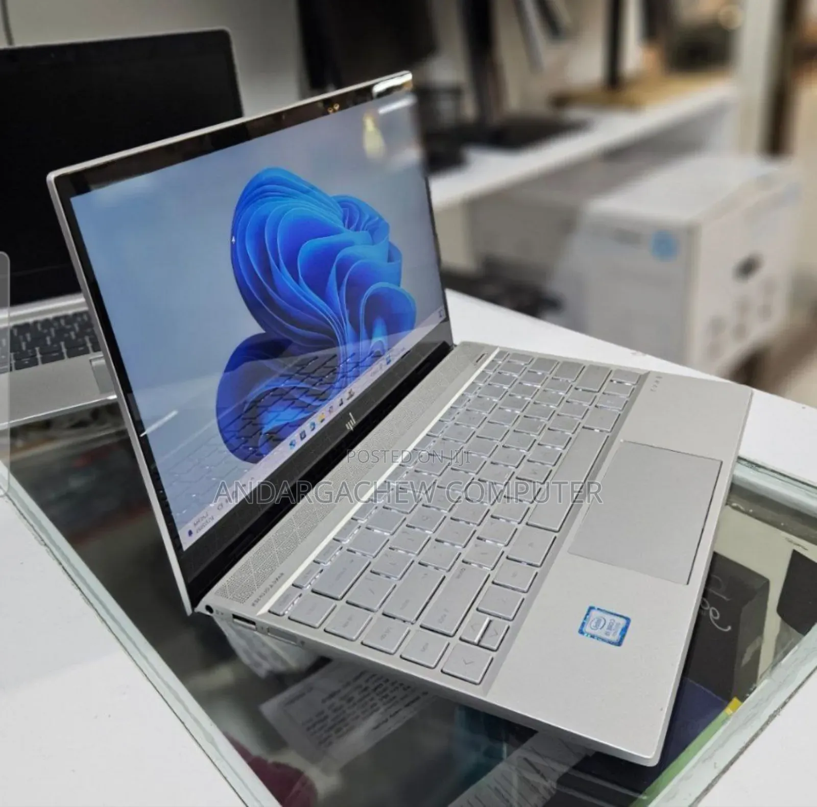 New Laptop HP Envy 13 8GB Intel Core I5 SSD 512GB