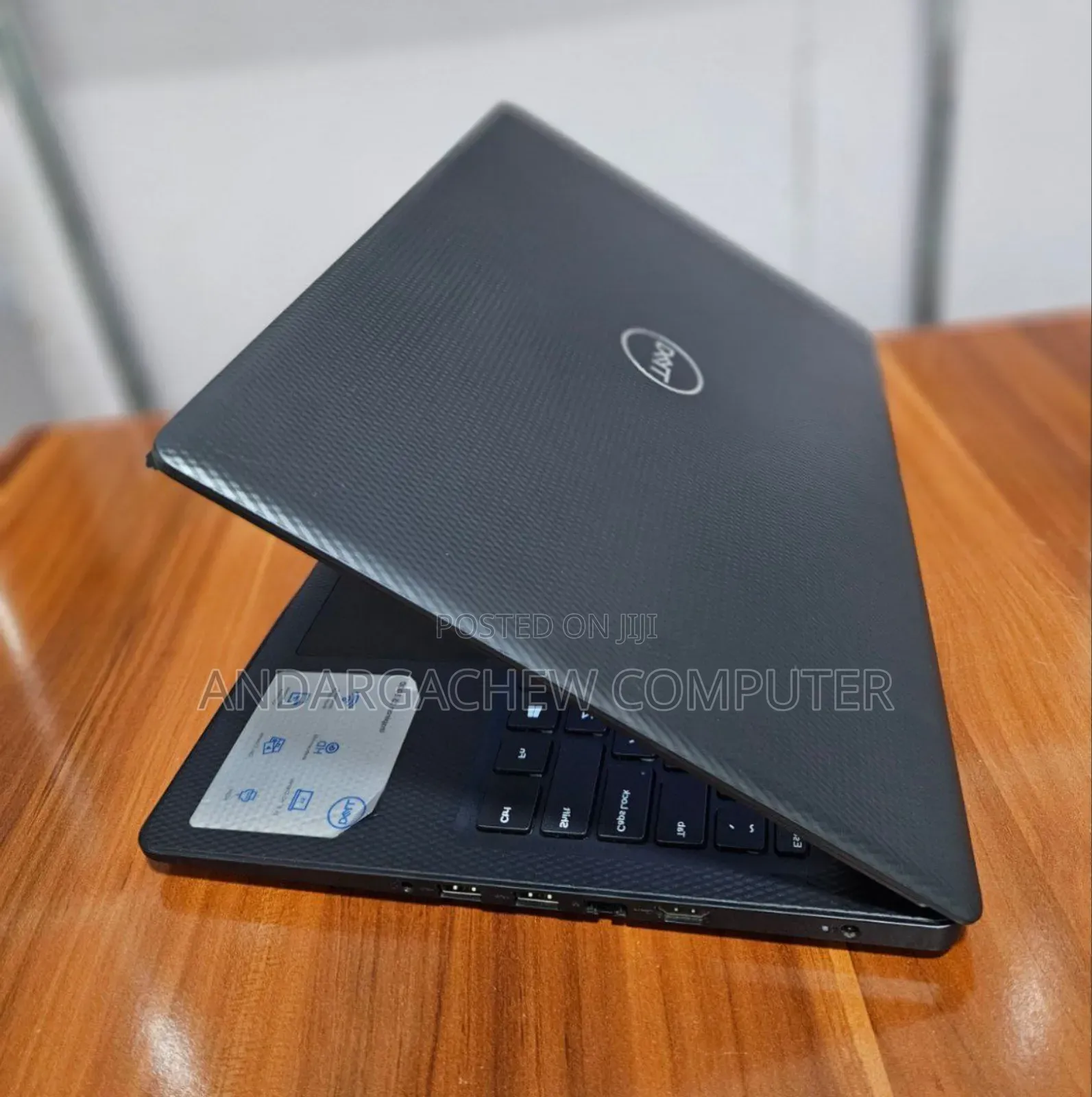 Laptop Dell Inspiron 15 8GB Intel Core I5 SSD 1T