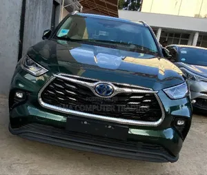 Photo - New Toyota Highlander 2024 Gray