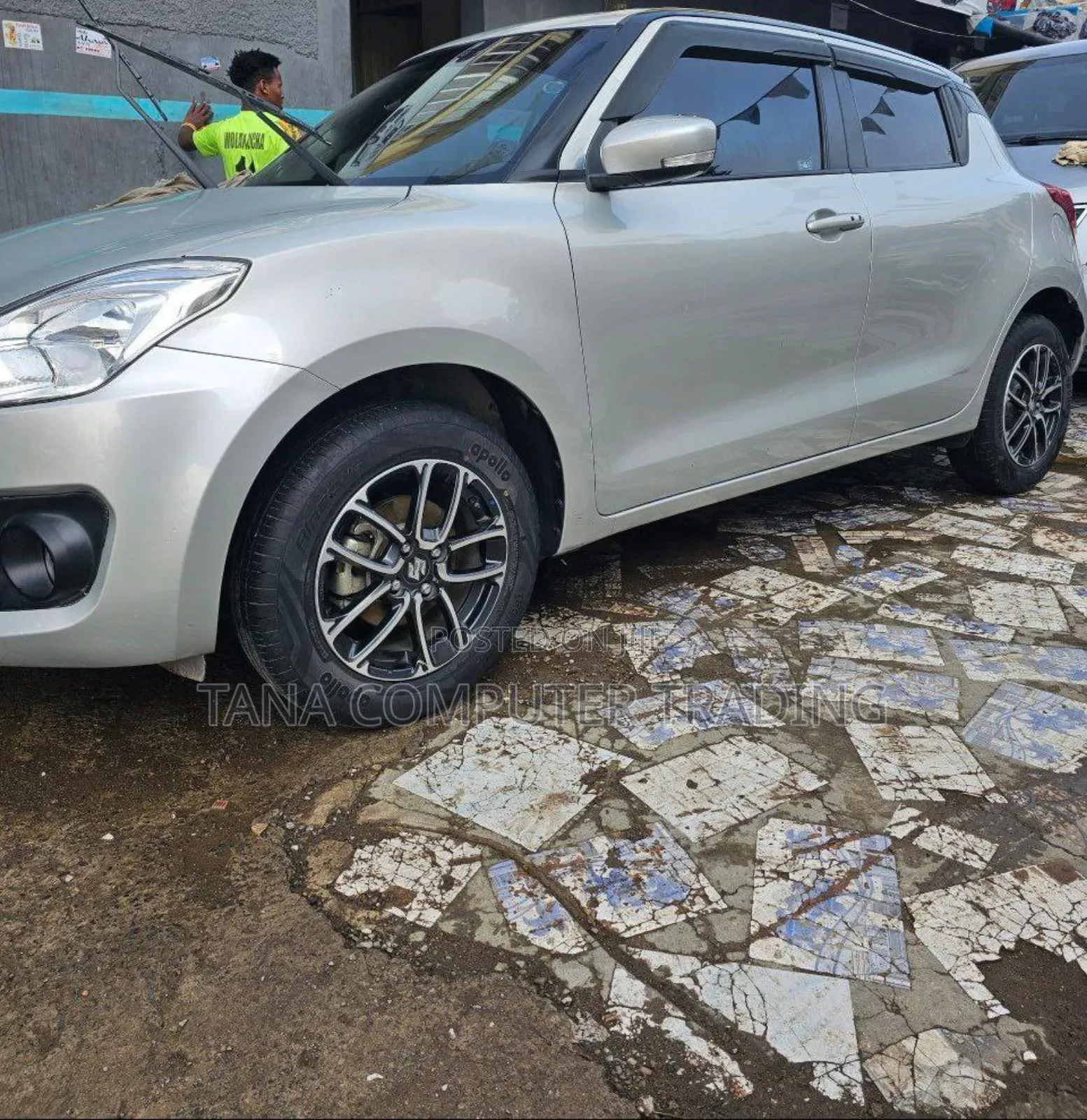 Suzuki Swift 2021 White