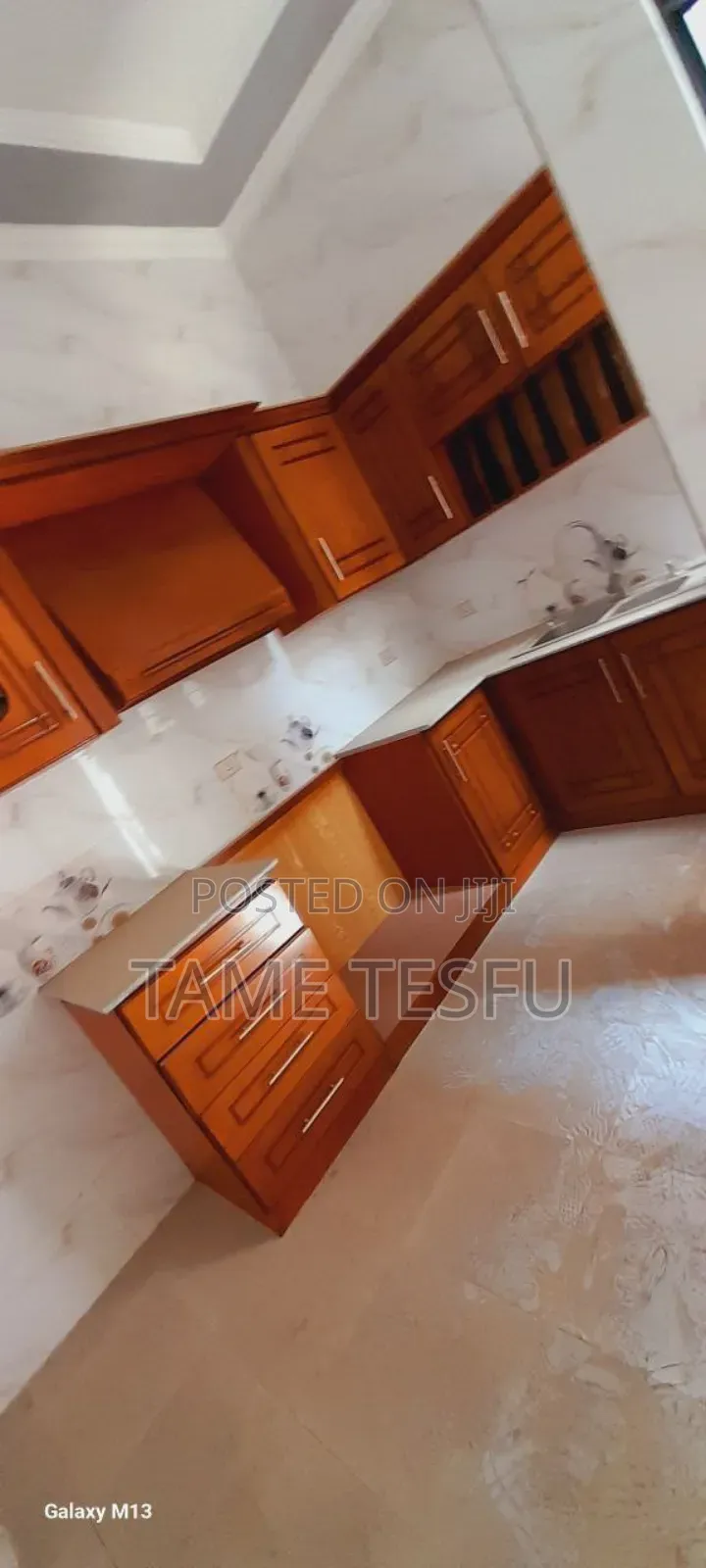 Furnished 3bdrm Villa in Summit, Bole for sale