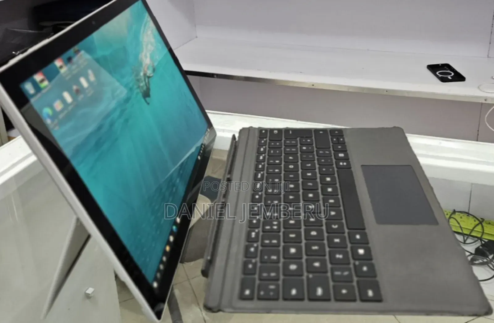 New Laptop Microsoft Surface Pro 7 16GB Intel Core I7 SSD 256GB