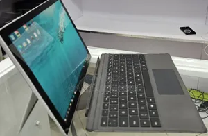 Photo - New Laptop Microsoft Surface Pro 7 16GB Intel Core I7 SSD 256GB