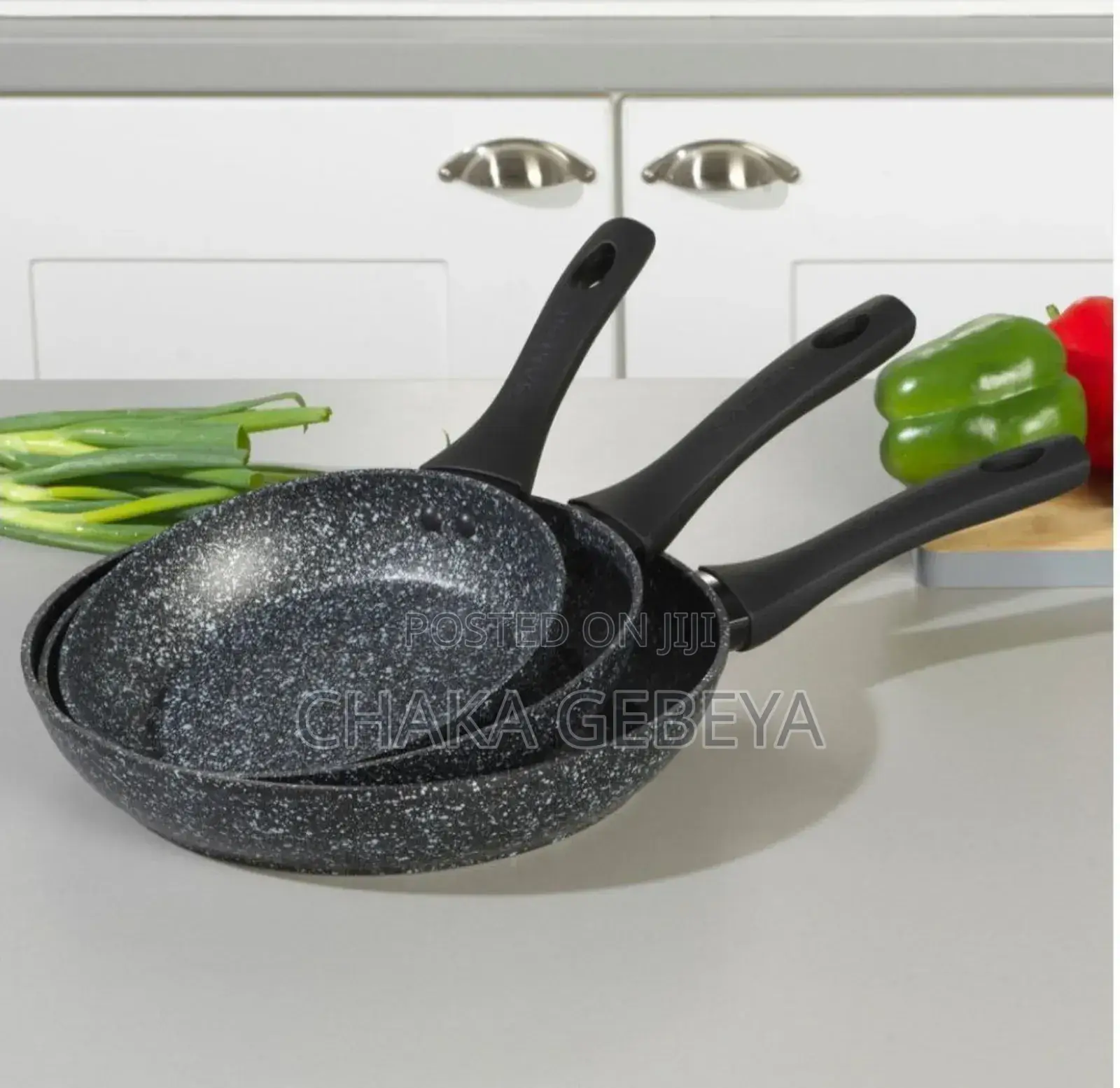 ሞምኮክ የሴራሚክ መጥበሻ ( Momcoc Non Stick Fraying Pan )
