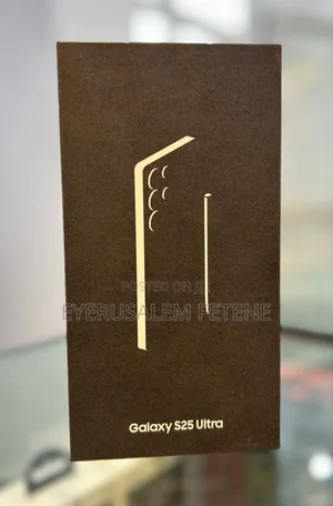 Photo - New Samsung Galaxy S25 Ultra 256 GB Gray