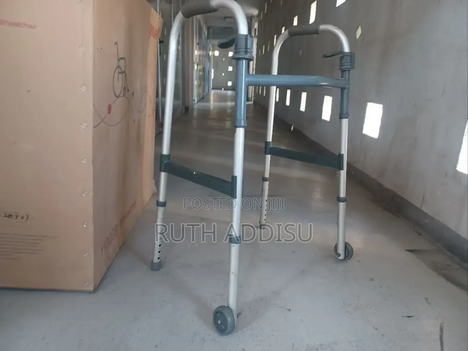 ወከር የህክምና የመራመጃ መሳሪያ22walker Brand80walker Used32walker