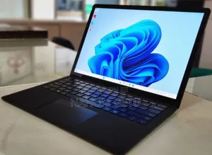 New Laptop Microsoft Surface 16GB Intel Core I7 SSD 512GB