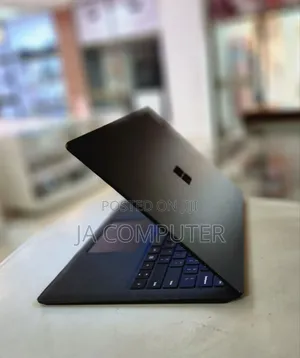 New Laptop Microsoft Surface Laptop 16GB Intel Core I7 SSD 512GB