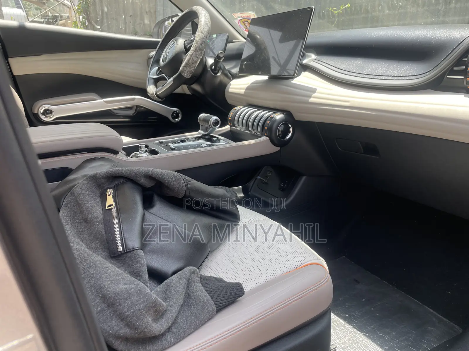 BYD Yuan Up 2024 Gray