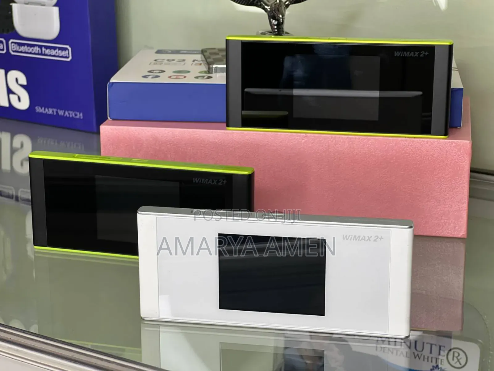 Huawei Touch Screen Portable Wireless Router