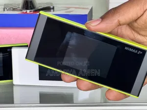 Huawei Touch Screen Portable Wireless Router