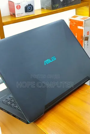 Laptop Asus VivoBook 15 X505BA 16GB Intel Core I7 SSD 256GB