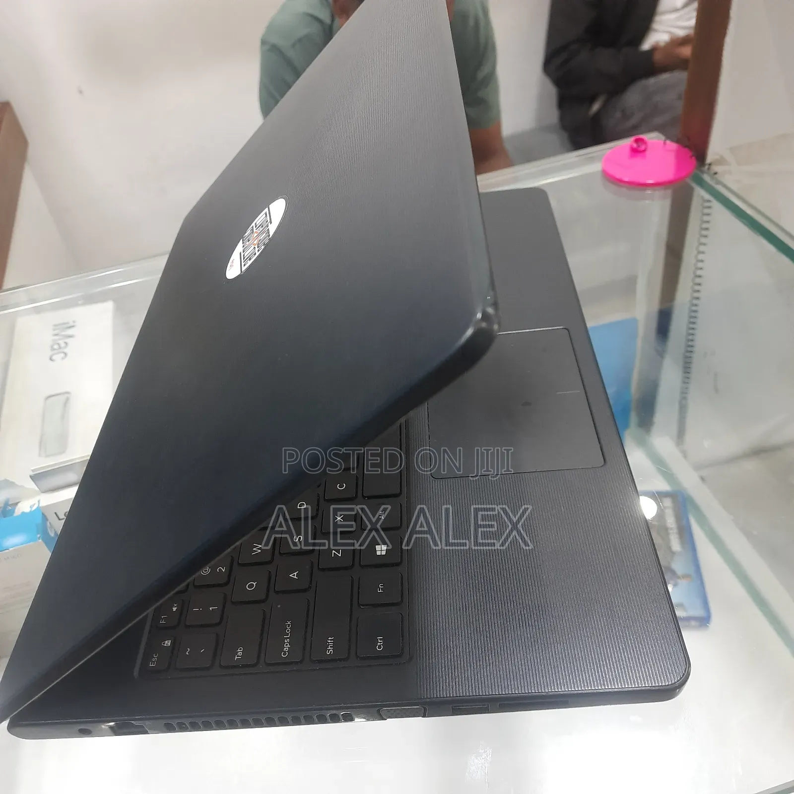 Laptop Dell Vostro DVCI309 8GB Intel Core I5 HDD 1T