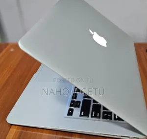 New Laptop Apple MacBook Air 2017 8GB Intel Core I5 SSD 128GB