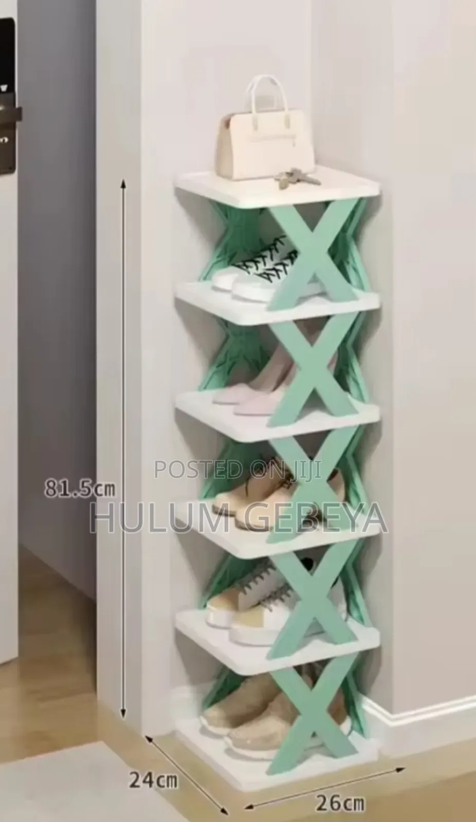 6 ጥንድ ጫማዎች ይይዛል